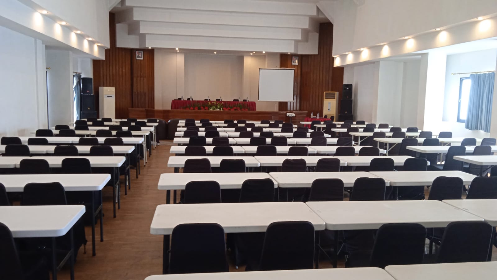 PAKET PELAJAR & RELIGI (AULA BUGENVIL)